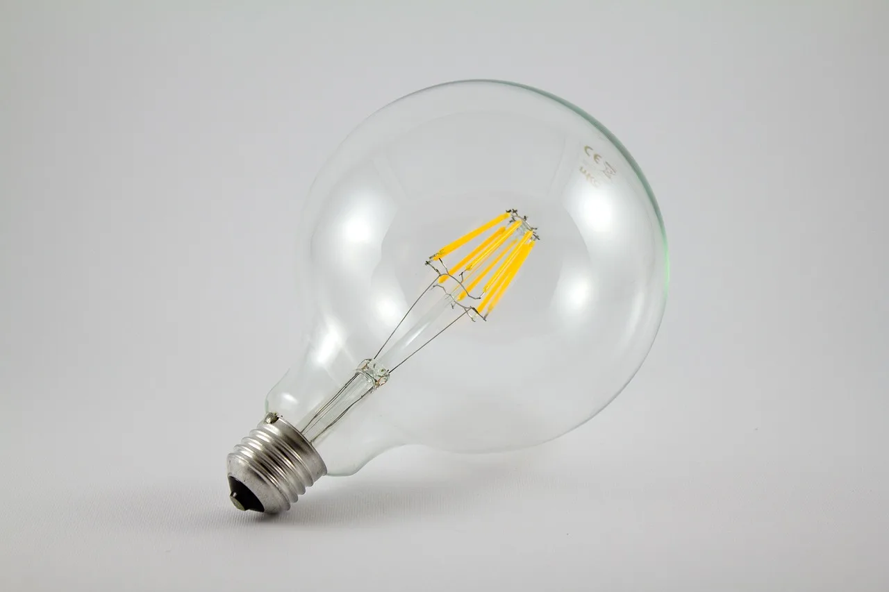 A60 LED Bulb E27 base 9W 12W
